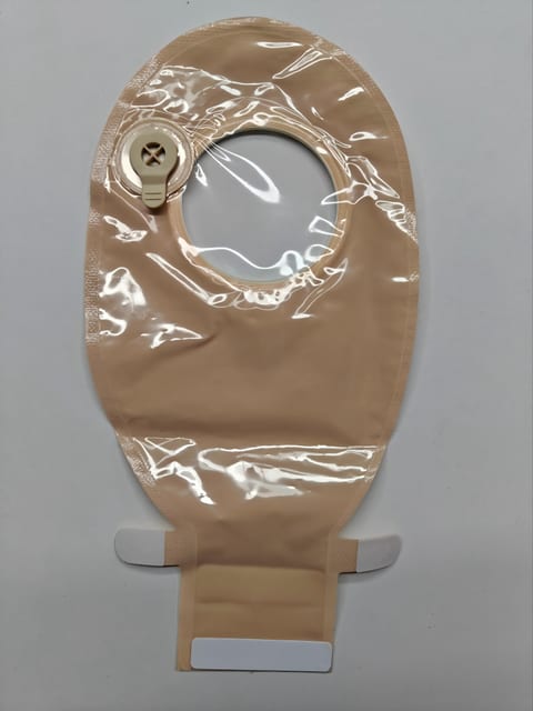 Two-piece ostomy bag B032P (open bag)